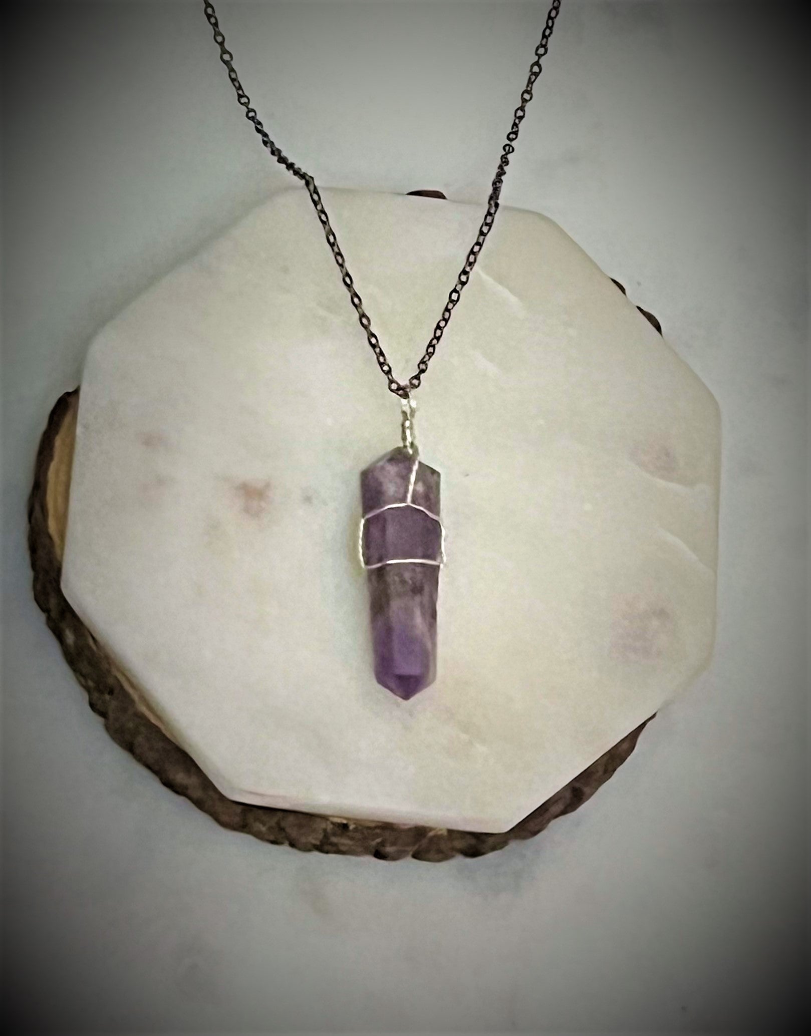 High Priestess Clear Quartz Point Necklace with Oil Chamber – Beau Life  Switzerland